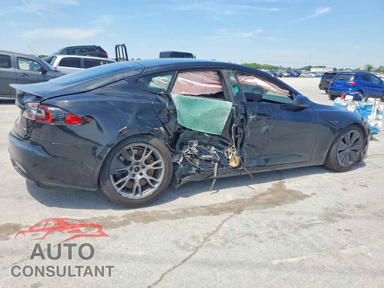 TESLA MODEL S 2021 - 5YJSA1E61MF442530
