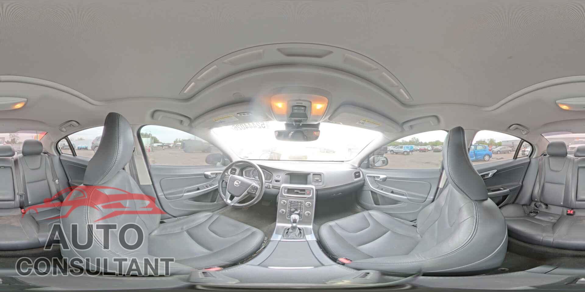 VOLVO S60 2015 - YV1612TK5F2362591