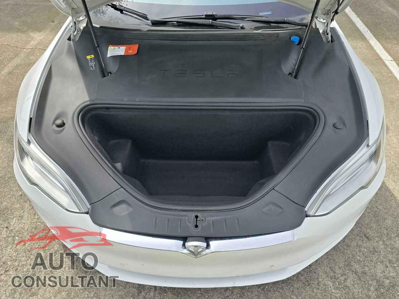 TESLA MODEL S 2018 - 5YJSA1E29JF276329