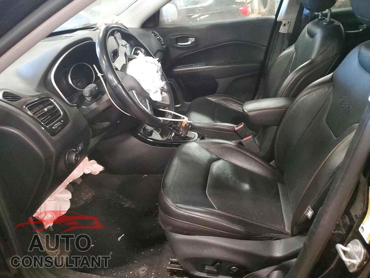 JEEP COMPASS 2021 - 3C4NJDCB3MT576455