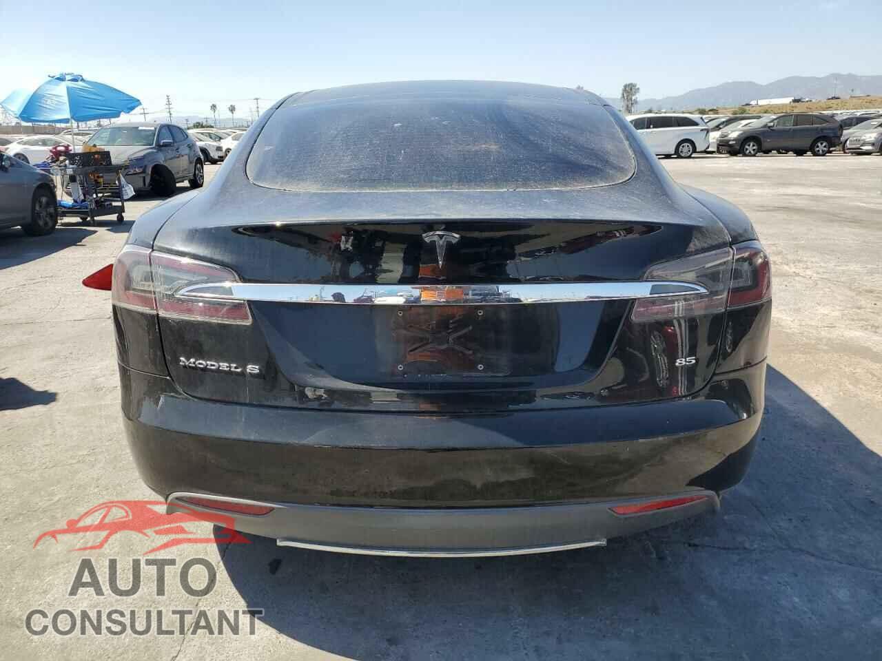 TESLA MODEL S 2013 - 5YJSA1CN6DFP10661
