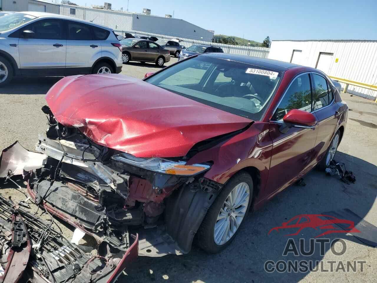 TOYOTA CAMRY 2018 - 4T1B11HK4JU551314