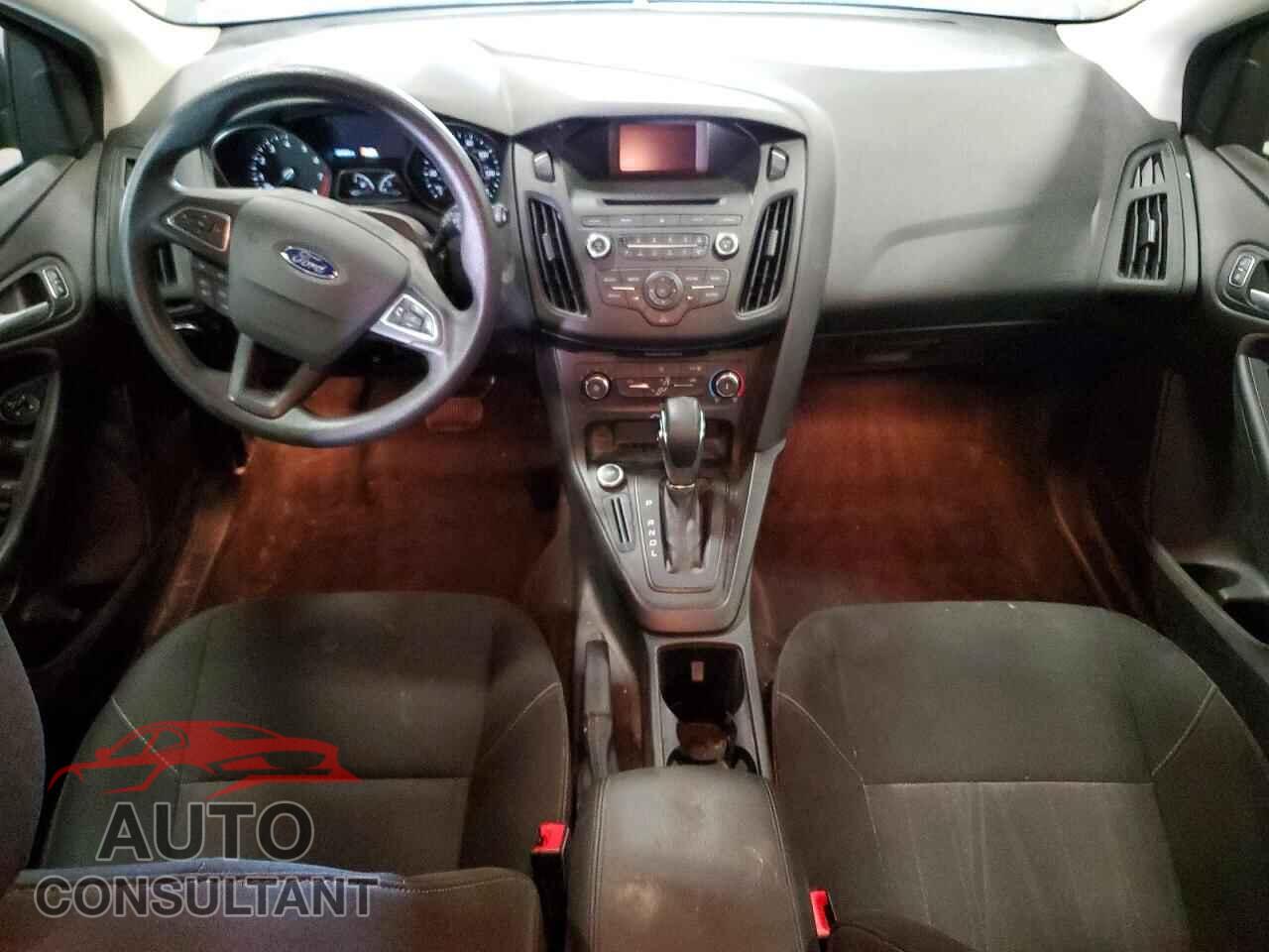 FORD FOCUS 2017 - 1FADP3K23HL213960