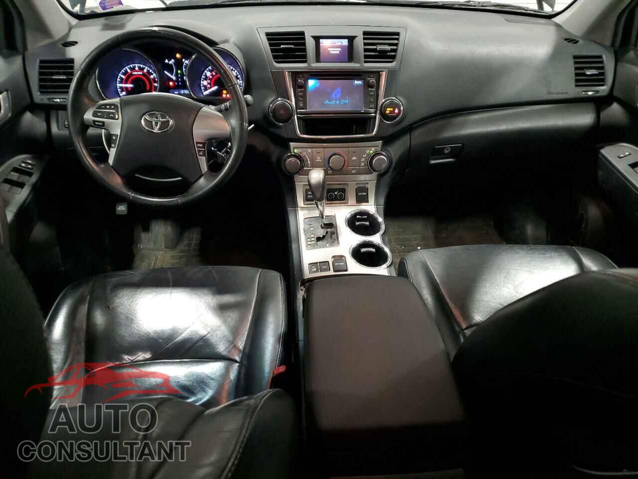 TOYOTA HIGHLANDER 2013 - 5TDBK3EH8DS242525