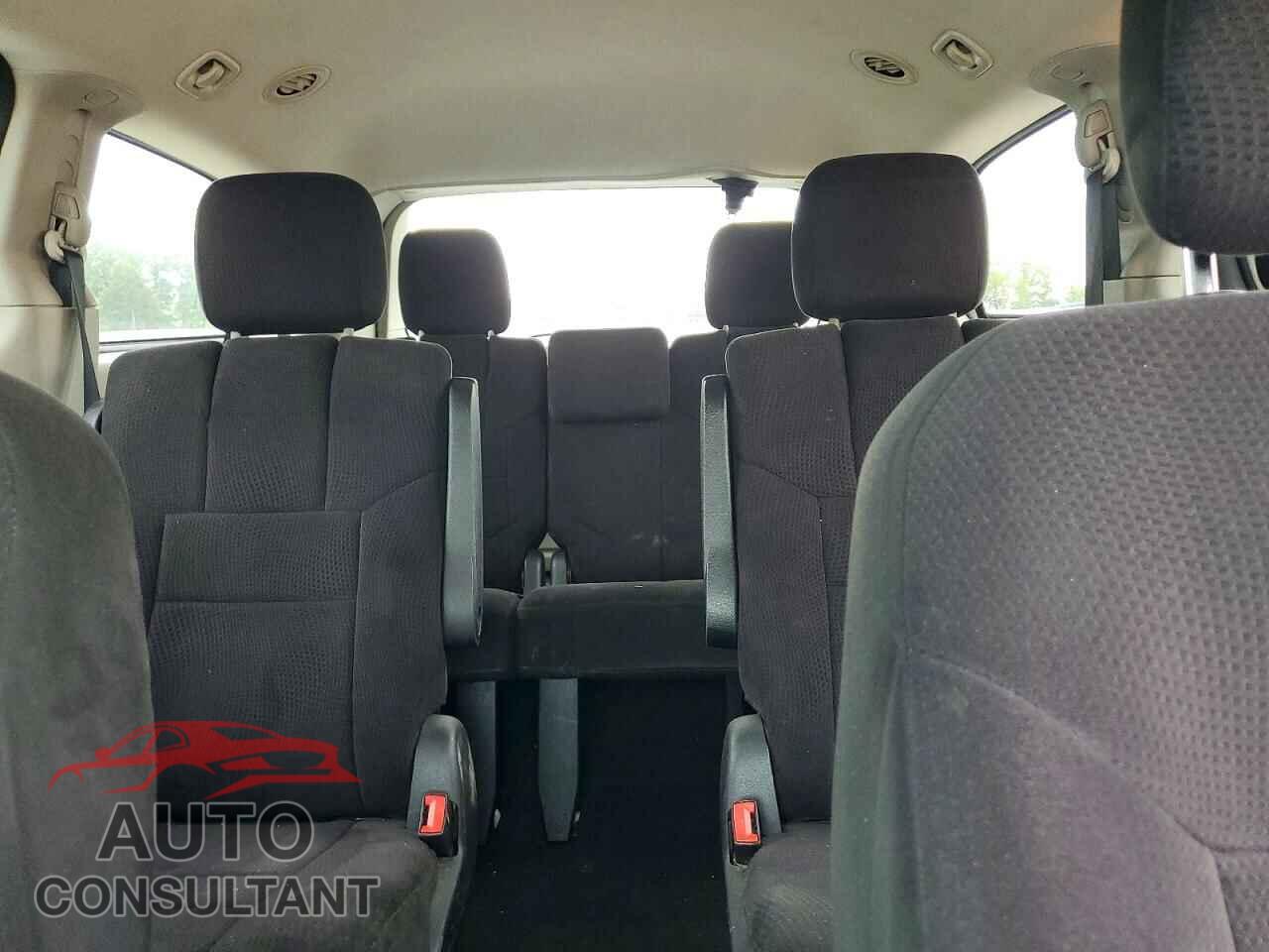 DODGE CARAVAN 2011 - 2D4RN3DG0BR711551