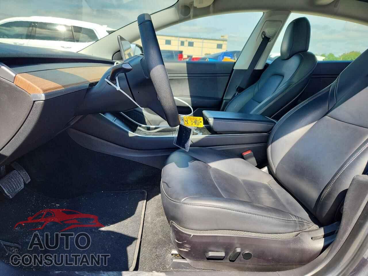 TESLA MODEL 3 2020 - 5YJ3E1EC2LF627148