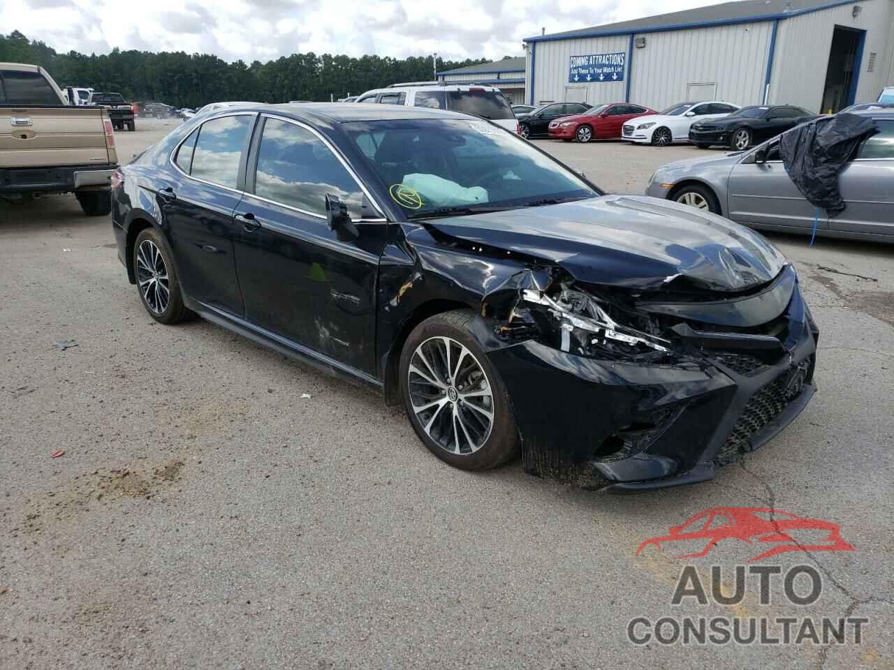 TOYOTA CAMRY 2020 - 4T1G11AK6LU915834