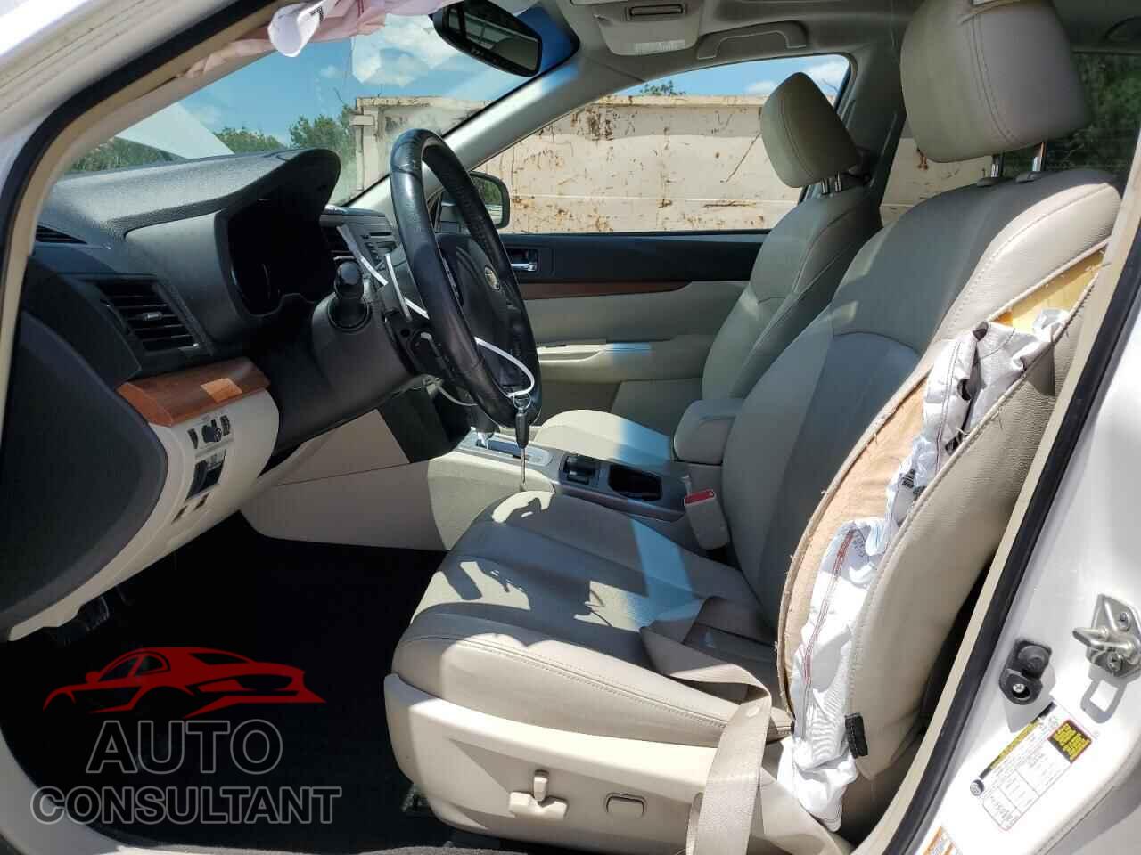 SUBARU OUTBACK 2013 - 4S4BRBKC6D3212922
