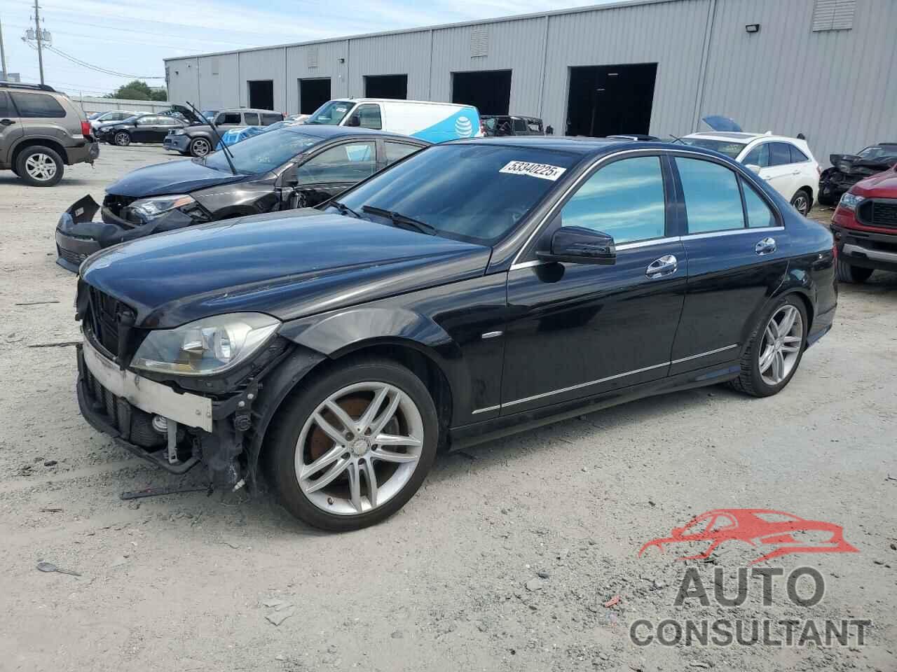 MERCEDES-BENZ C-CLASS 2012 - WDDGF4HB0CR220626