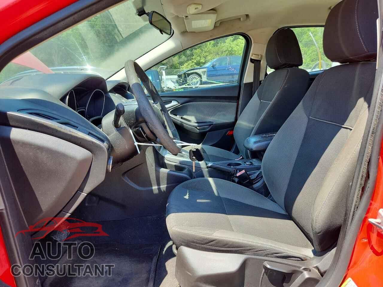 FORD FOCUS 2012 - 1FAHP3K29CL433954