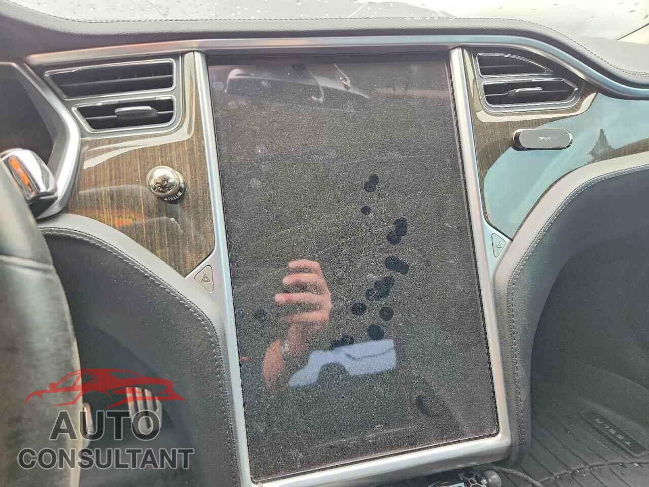 TESLA MODEL S 2013 - 5YJSA1CP6DFP06921