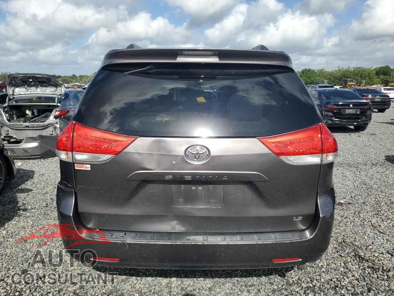 TOYOTA SIENNA 2012 - 5TDKK3DC5CS241613
