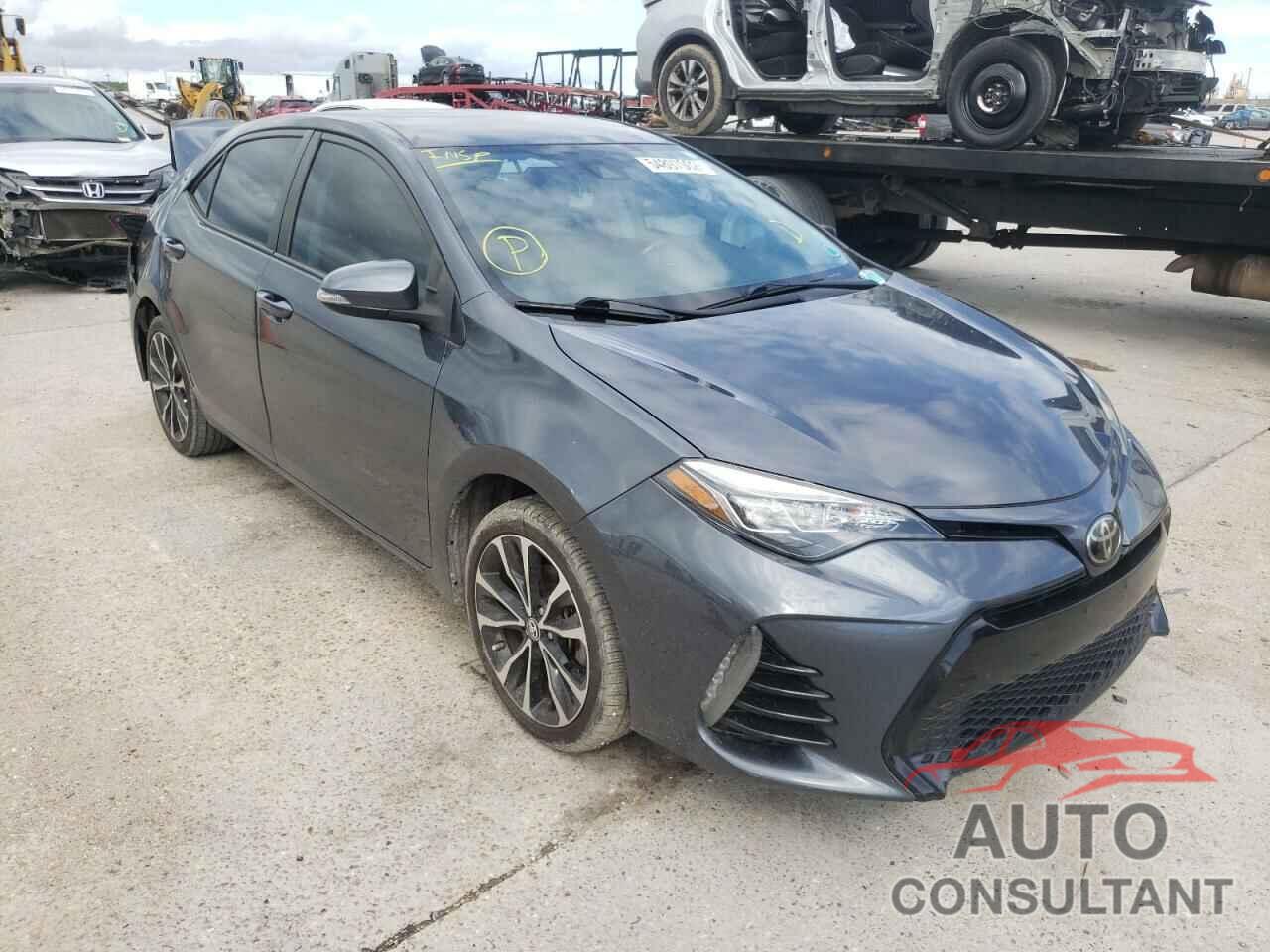 TOYOTA COROLLA 2018 - 5YFBURHE5JP759803