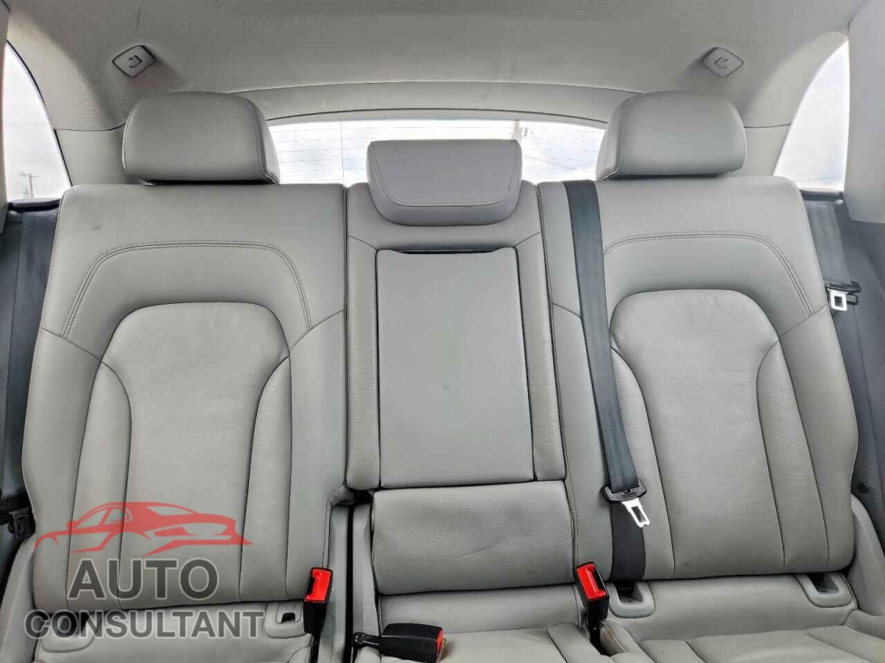 AUDI Q5 2013 - WA1LFAFP5DA057861