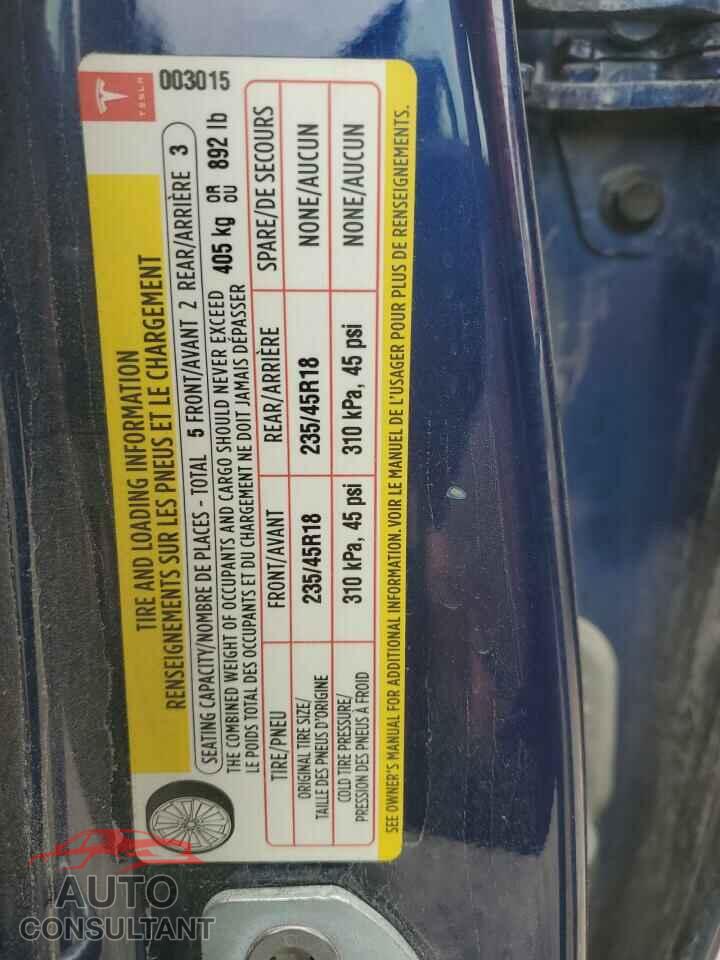 TESLA MODEL 3 2017 - 5YJ3E1EA0HF003015