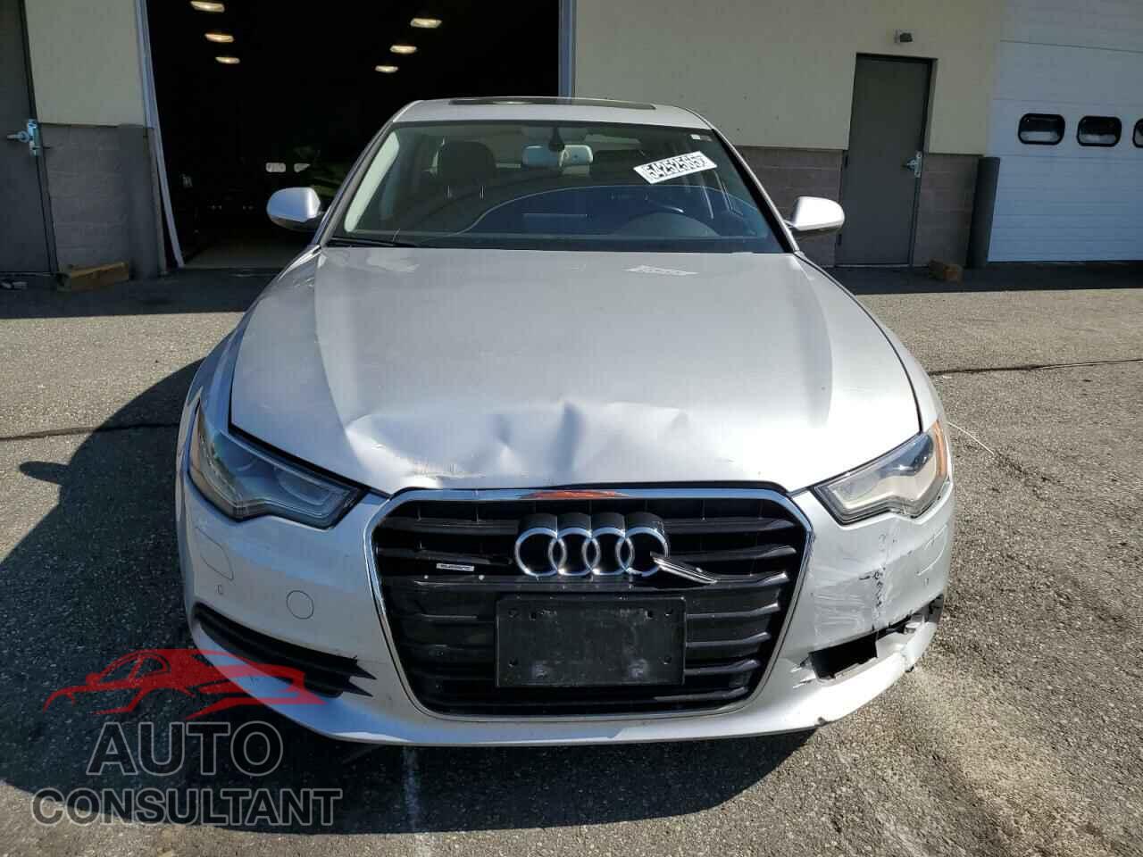 AUDI A6 2012 - WAUBGAFC8CN018486