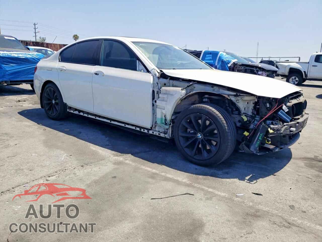 BMW 5 SERIES 2015 - WBA5A5C52FD515202