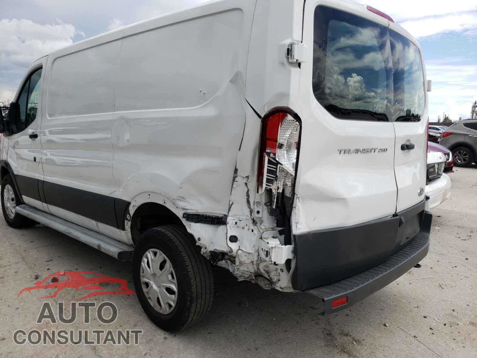 FORD TRANSIT CO 2019 - 1FTYR1YM5KKB34743