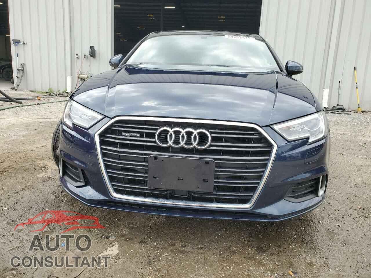 AUDI A3 2017 - WAUB8GFF0H1031578