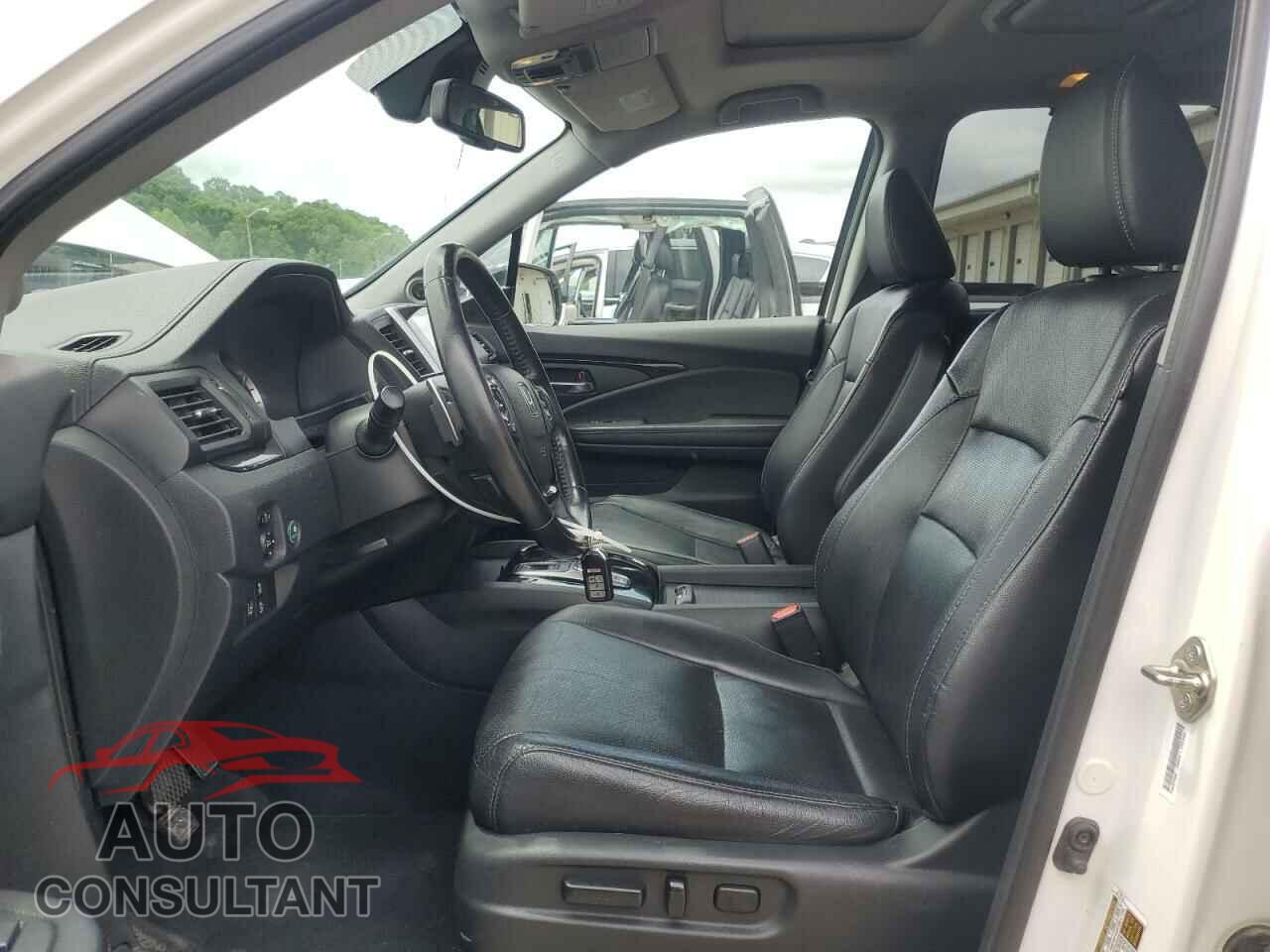HONDA PILOT 2016 - 5FNYF6H08GB016144