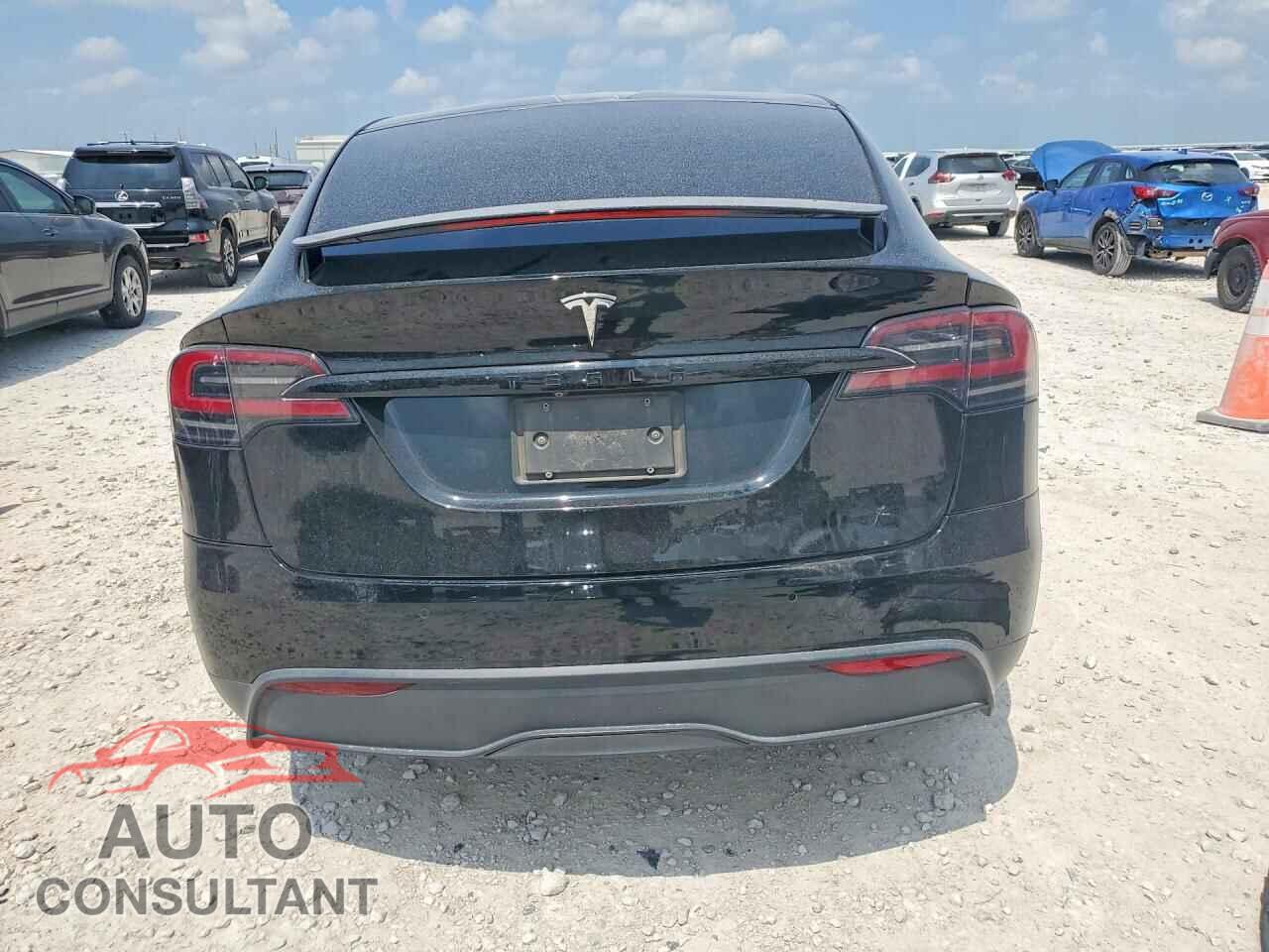 TESLA MODEL X 2022 - 7SAXCBE5XNF359177
