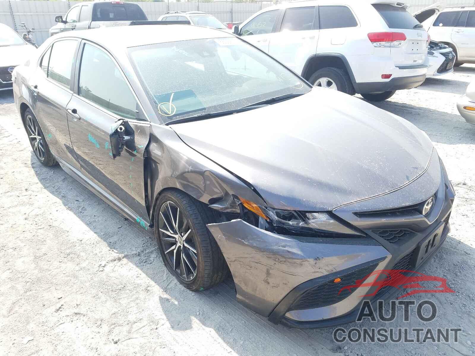 TOYOTA CAMRY 2021 - 4T1G11AK0MU534532