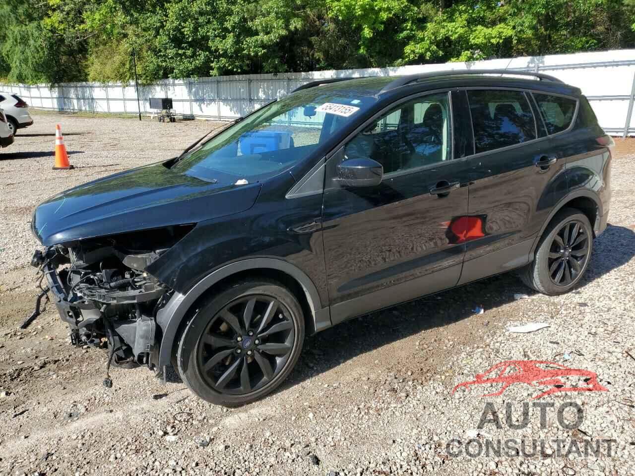 FORD ESCAPE 2017 - 1FMCU0GD2HUB72153