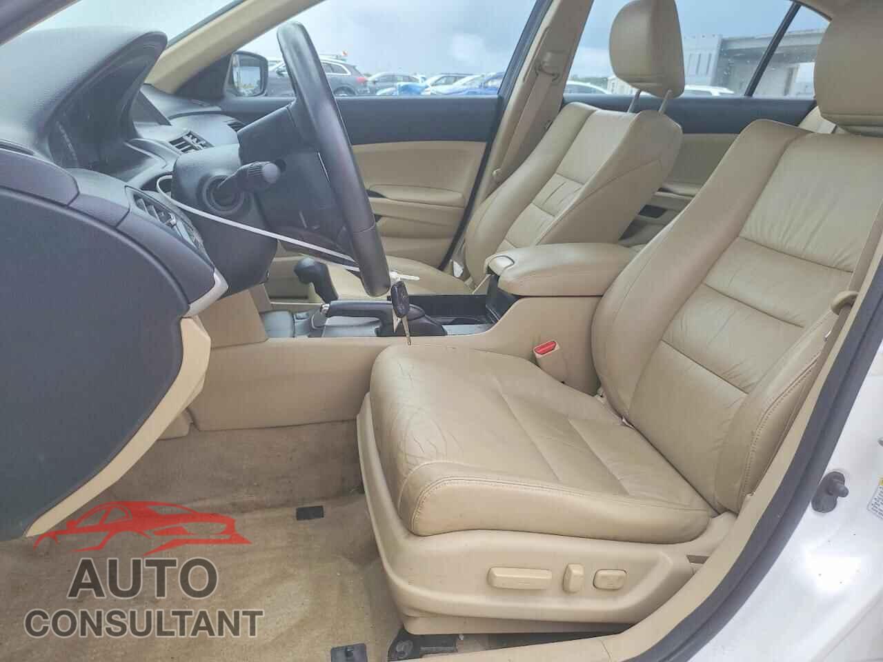 HONDA ACCORD 2011 - 1HGCP2F61BA115513
