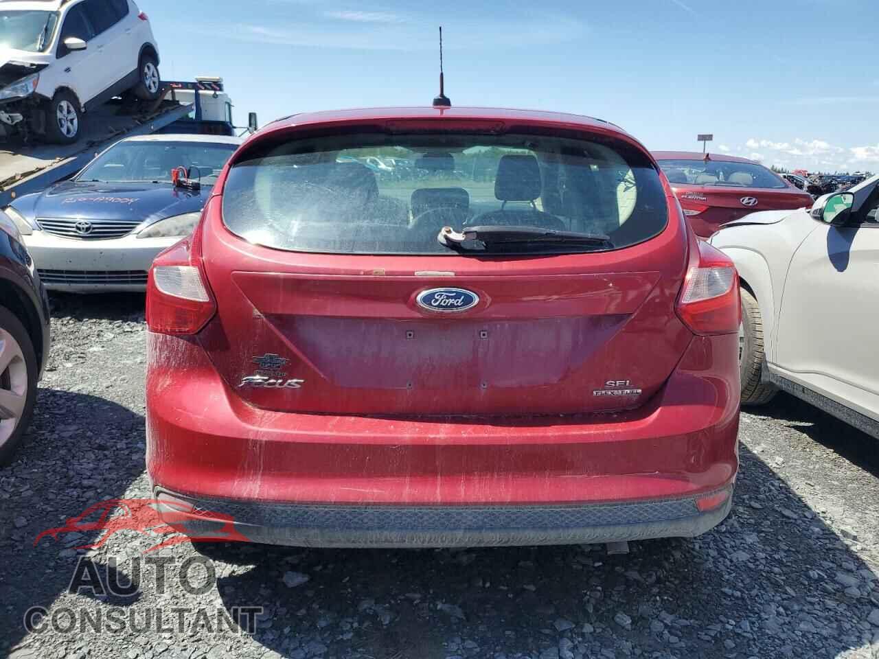 FORD FOCUS 2012 - 1FAHP3M22CL376512