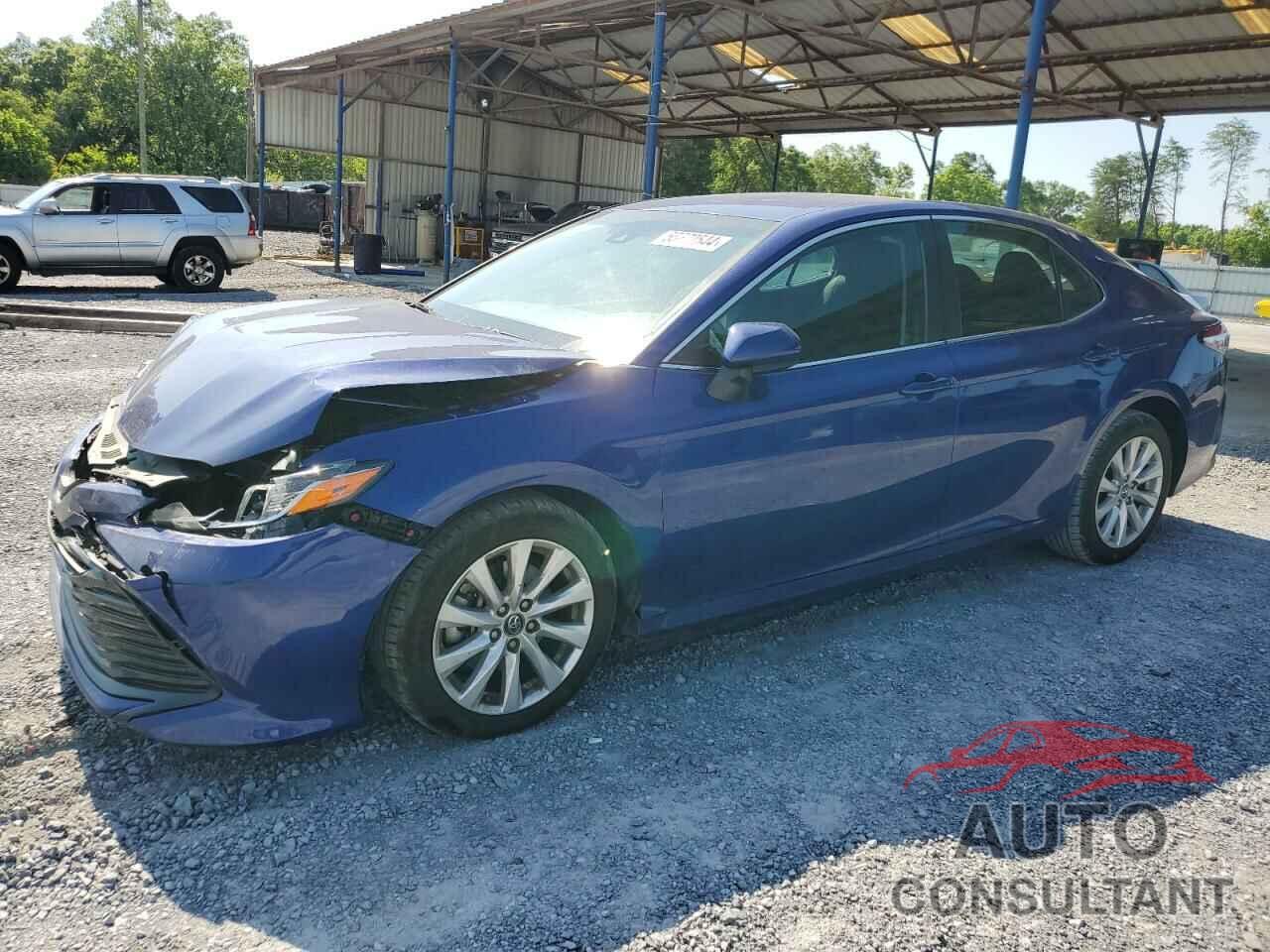 TOYOTA CAMRY 2018 - 4T1B11HK0JU519640