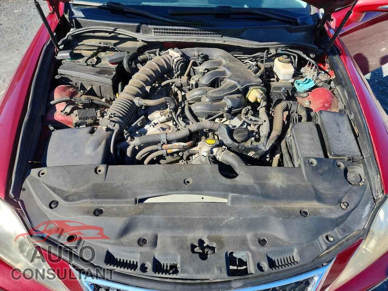 LEXUS IS 2011 - JTHFF2C28B2520177