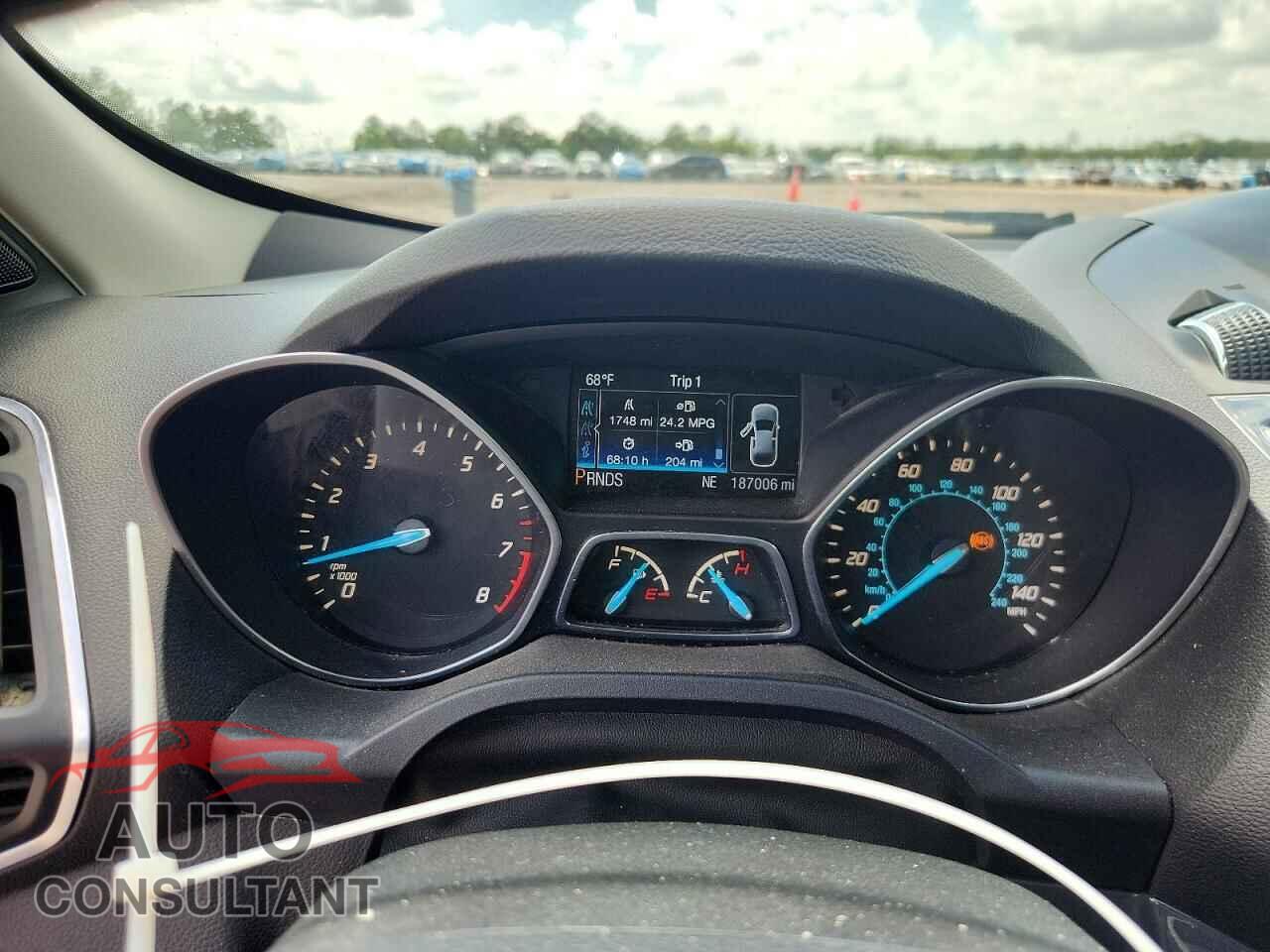 FORD ESCAPE 2013 - 1FMCU0J98DUD07683
