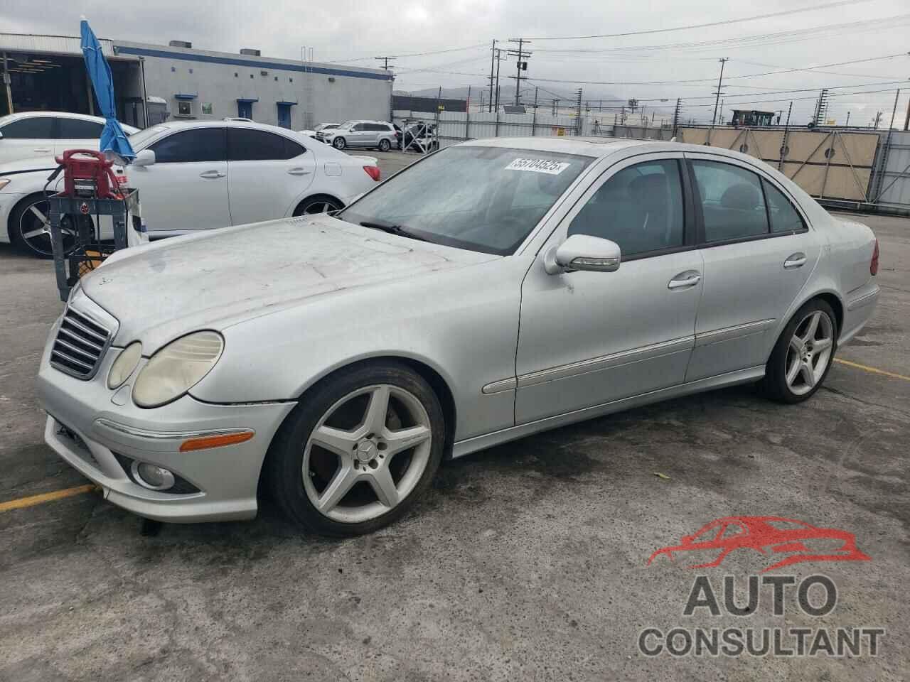 MERCEDES-BENZ E-CLASS 2009 - WDBUF56X59B420547