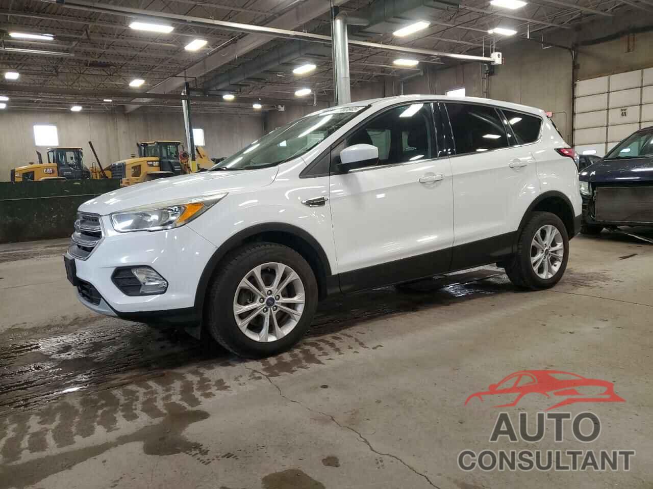 FORD ESCAPE 2017 - 1FMCU9GD8HUD95737