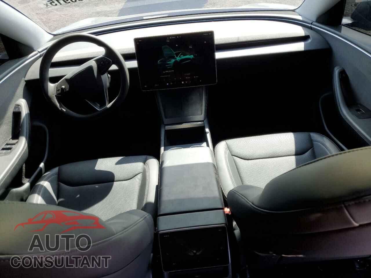 TESLA MODEL 3 2024 - 5YJ3E1EA9RF783758