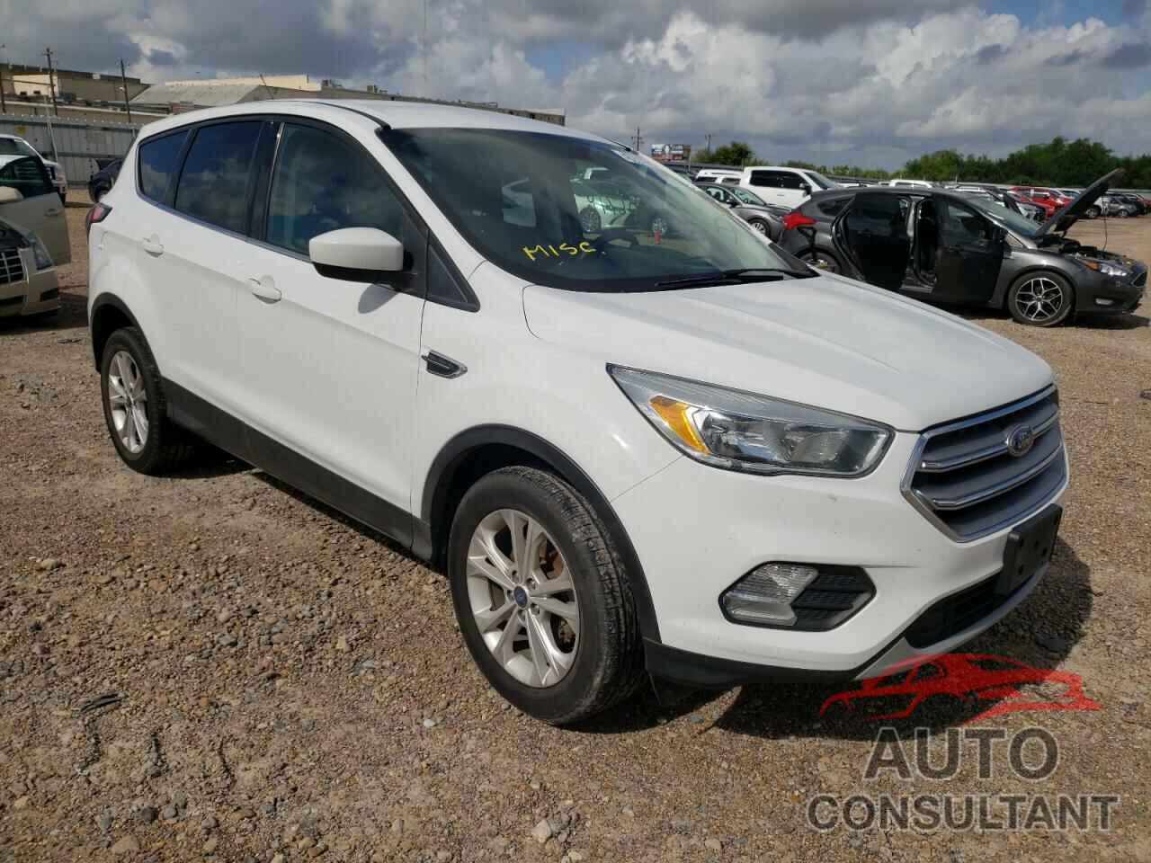 FORD ESCAPE 2017 - 1FMCU0GD3HUE94896