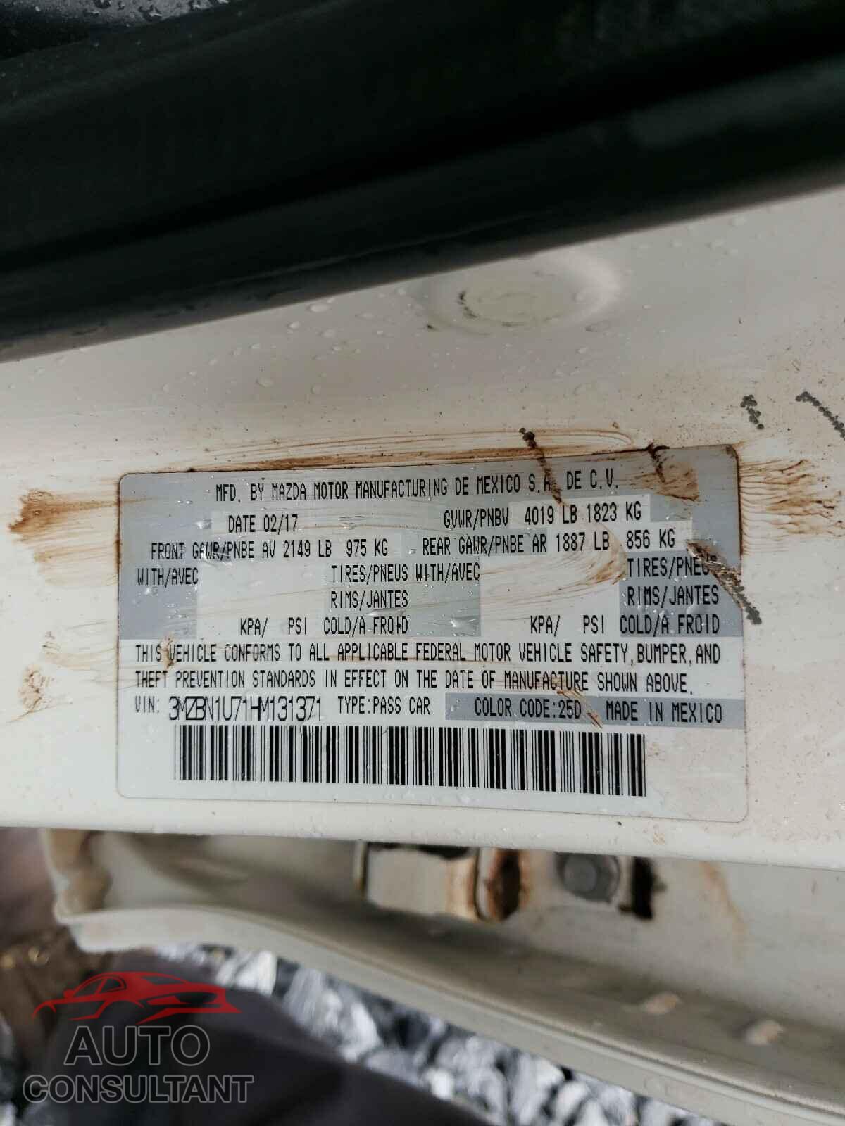 MAZDA 3 2017 - 3MZBN1U71HM131371
