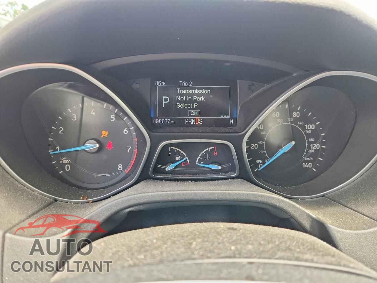 FORD FOCUS 2017 - 1FADP3M2XHL323174