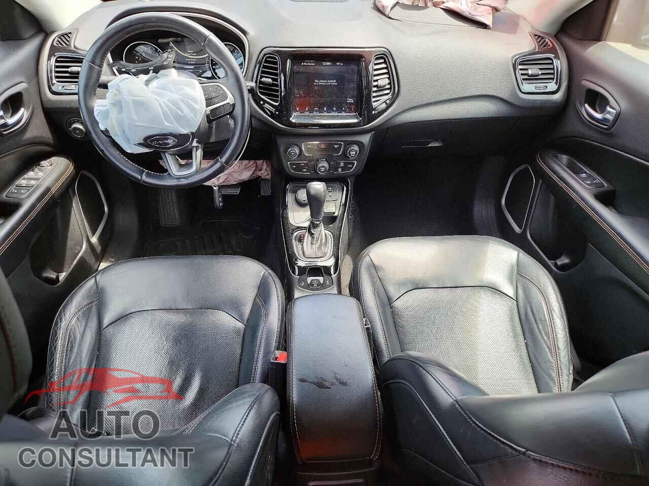 JEEP COMPASS 2017 - 3C4NJDCB9HT597722