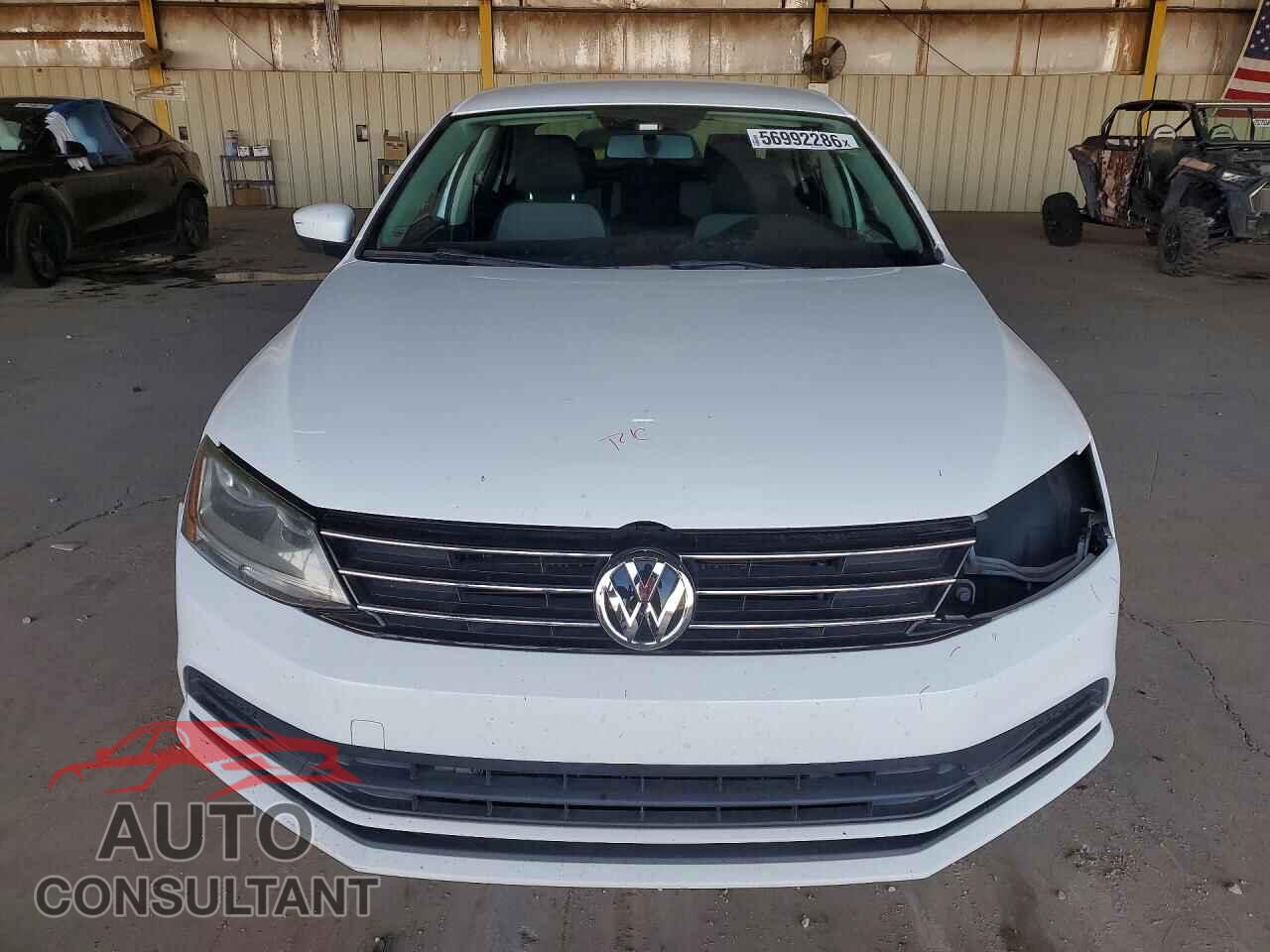 VOLKSWAGEN JETTA 2017 - 3VW2B7AJXHM236342