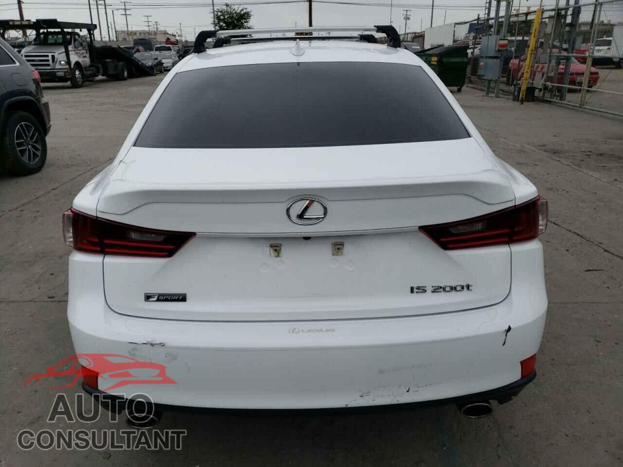 LEXUS IS 2016 - JTHBA1D20G5018243