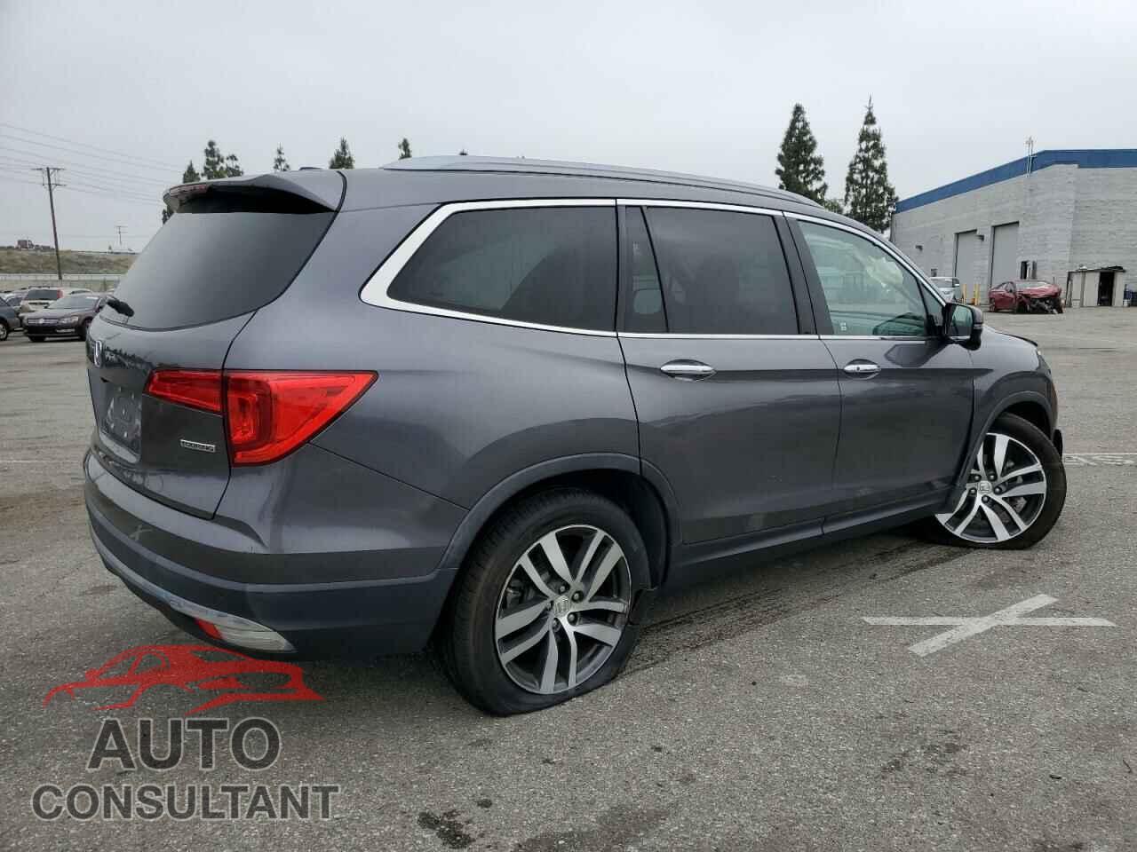 HONDA PILOT 2017 - 5FNYF5H99HB045694