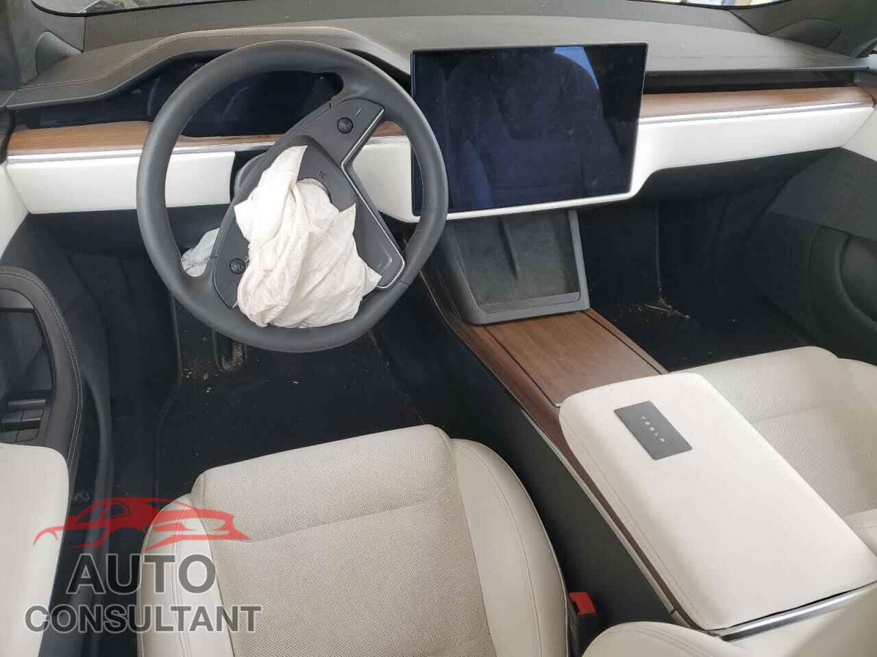TESLA MODEL S 2023 - 5YJSA1E53PF513366
