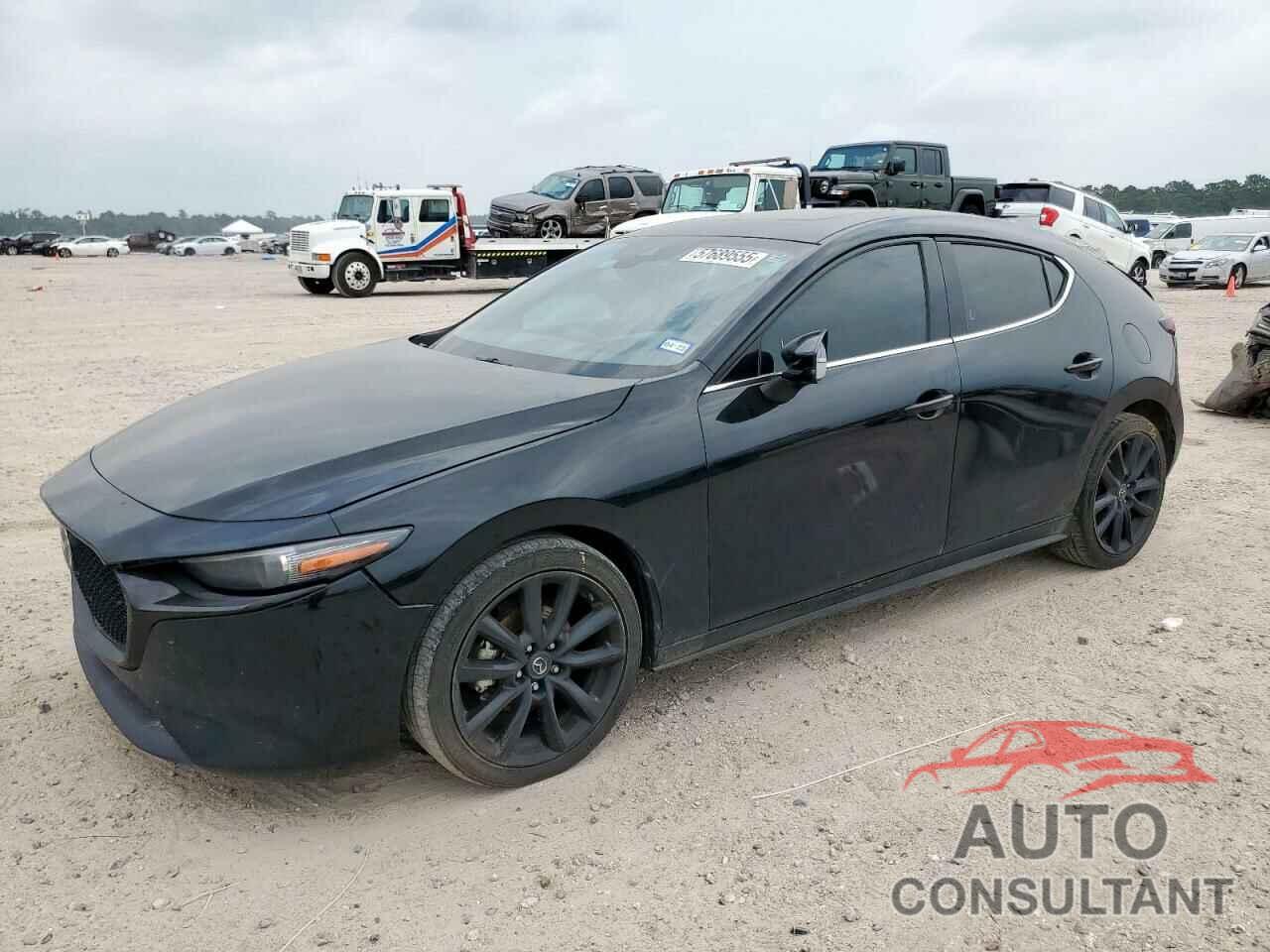MAZDA 3 2021 - JM1BPAML9M1328029