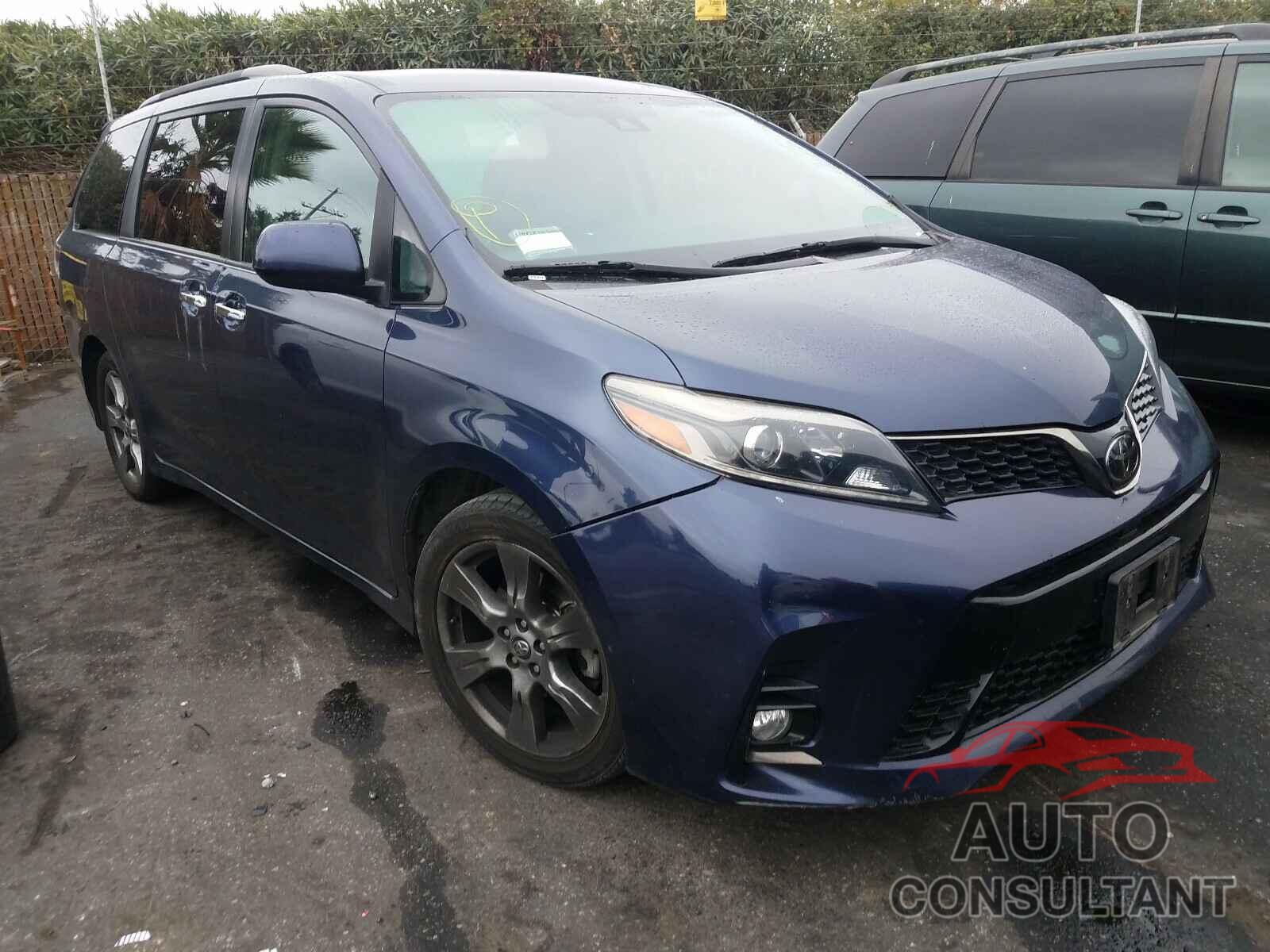 TOYOTA SIENNA 2018 - 5TDXZ3DC6JS940702