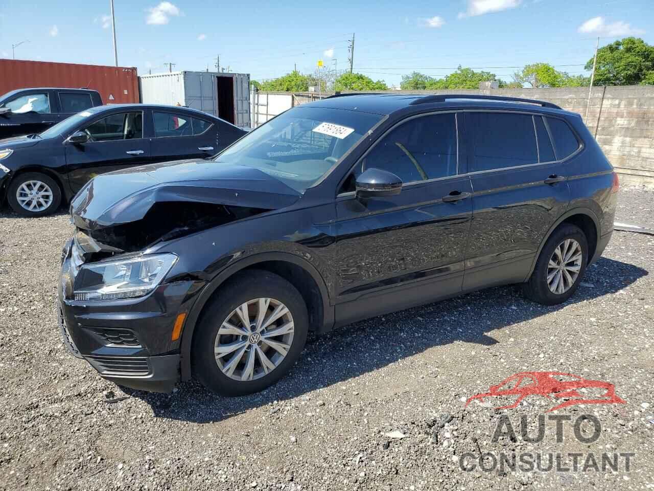 VOLKSWAGEN TIGUAN 2018 - 3VV1B7AX1JM204468