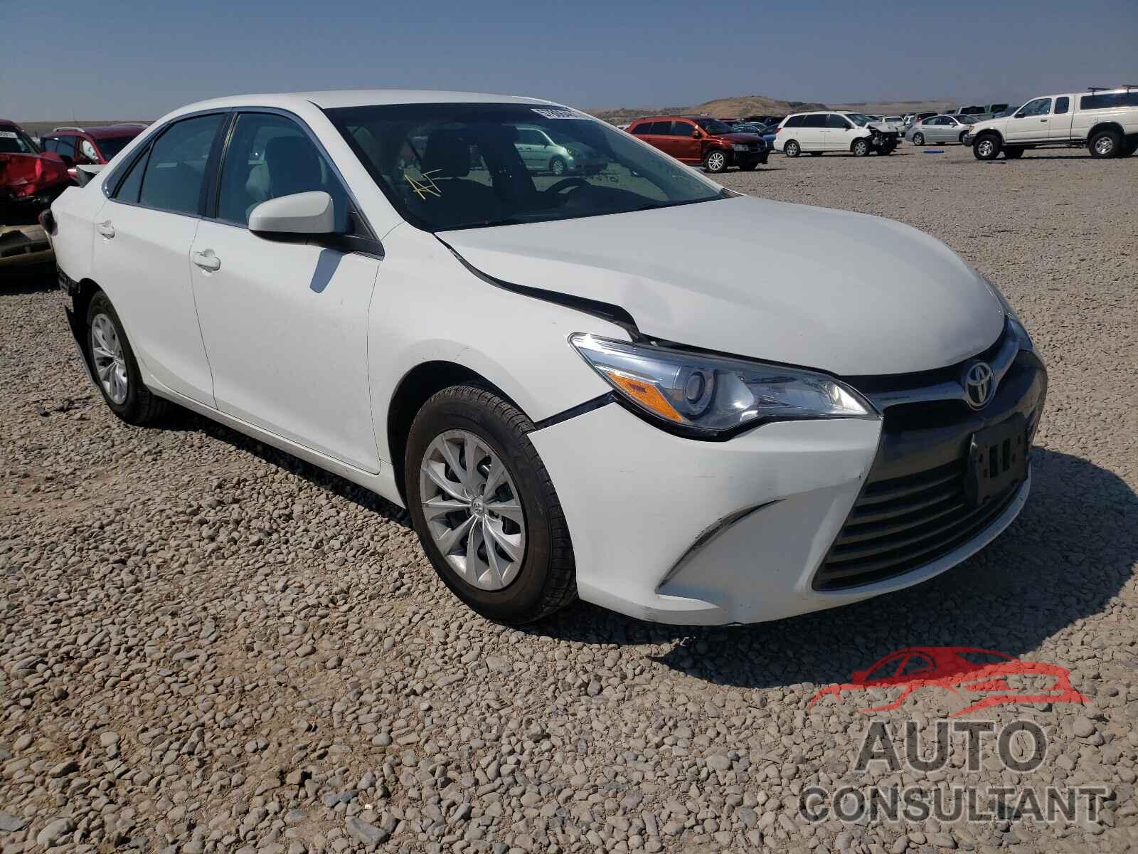 TOYOTA CAMRY 2016 - 4T4BF1FK7GR571088
