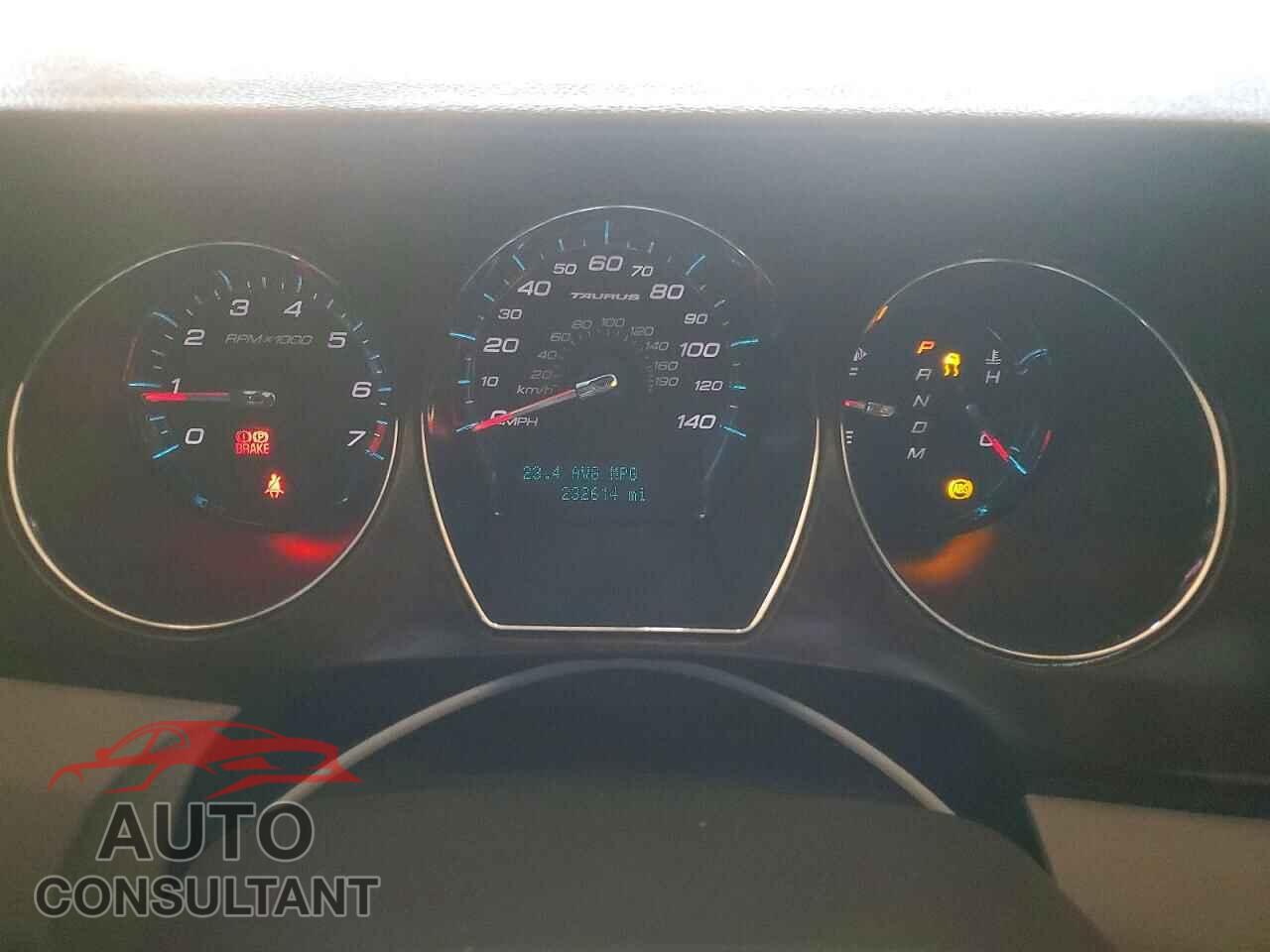 FORD TAURUS 2011 - 1FAHP2FW3BG152683