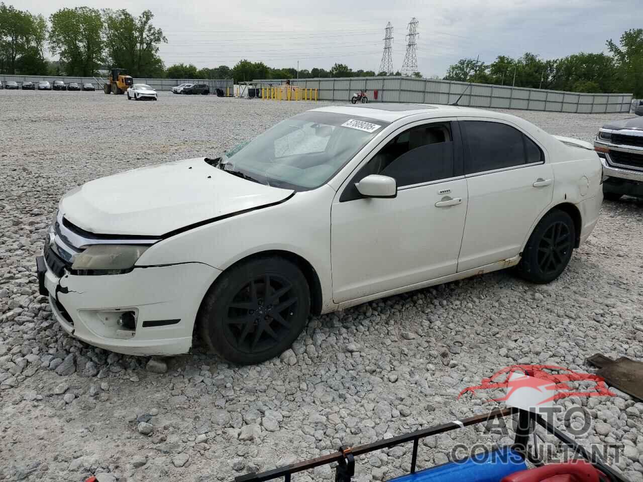 FORD FUSION 2010 - 3FAHP0JA8AR381660