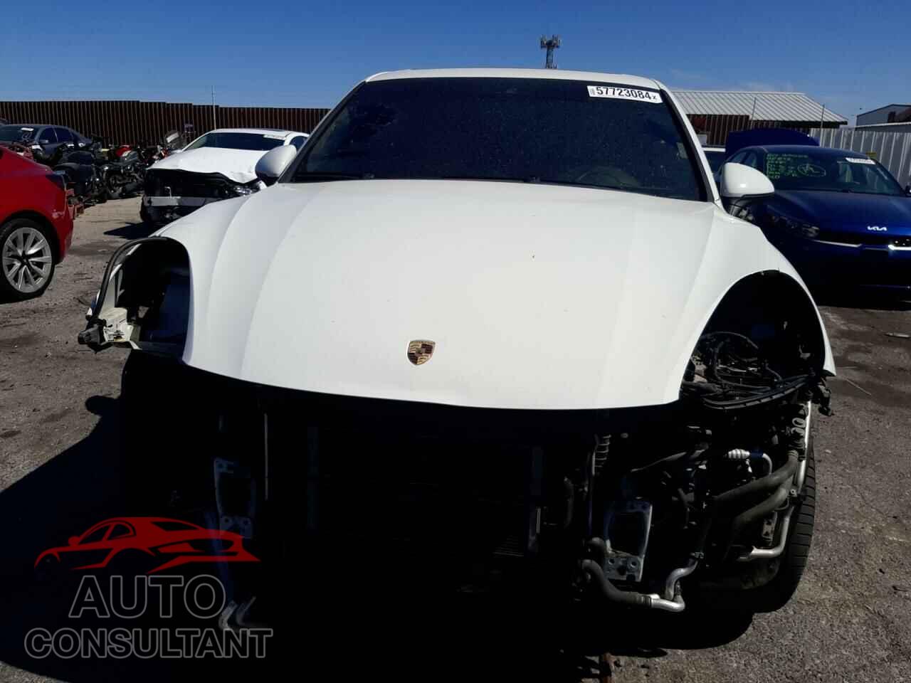 PORSCHE CAYENNE 2017 - WP1AE2A23HLA75950